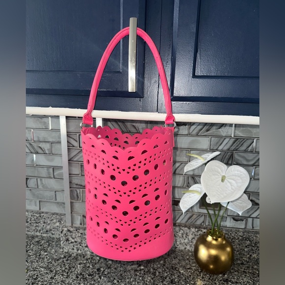 Neiman Marcus Pink Laser Cut Bucket Bag - Picture 3 of 7